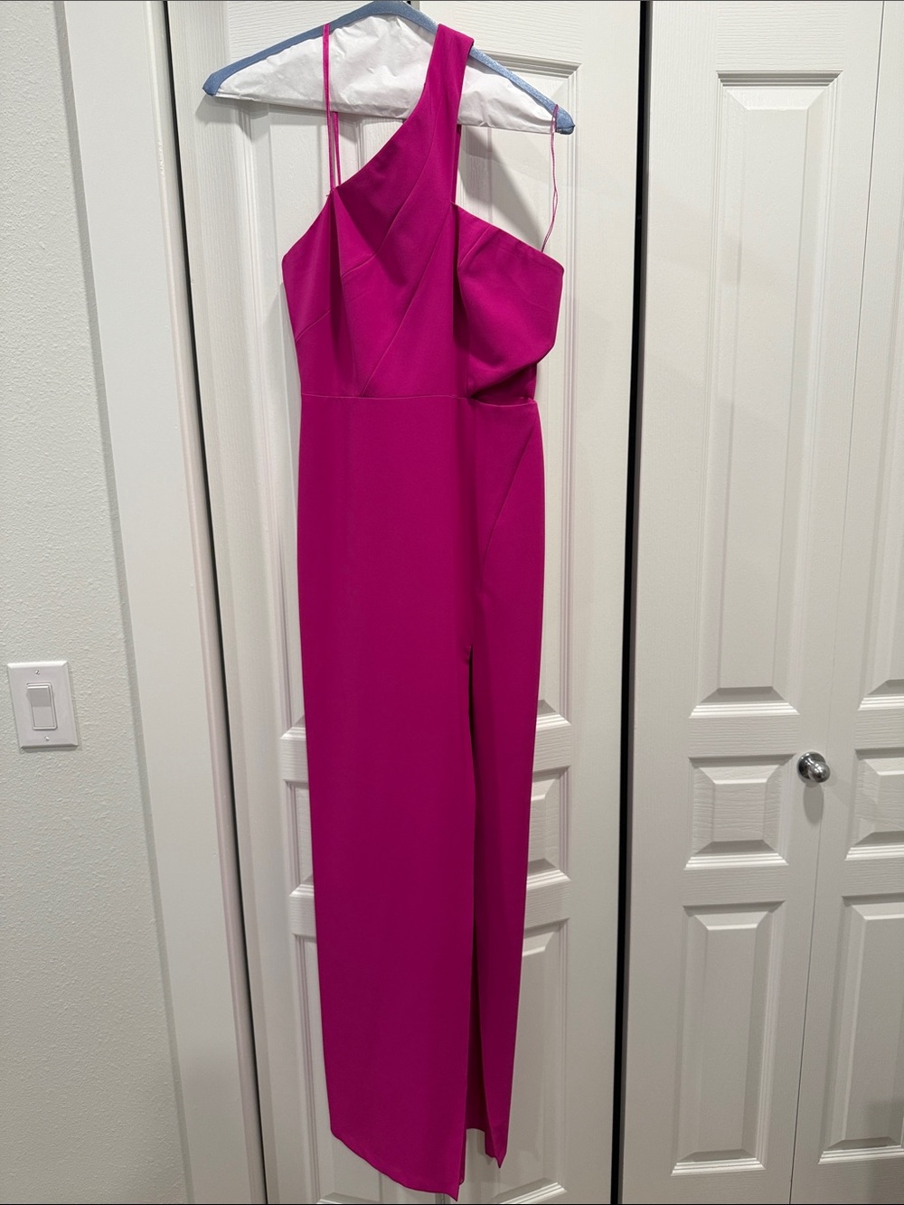 Aidan Mattox One-Shoulder Fuchsia Formal Dress